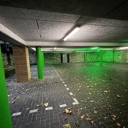 Charming And , With Ac & Wifi 3*